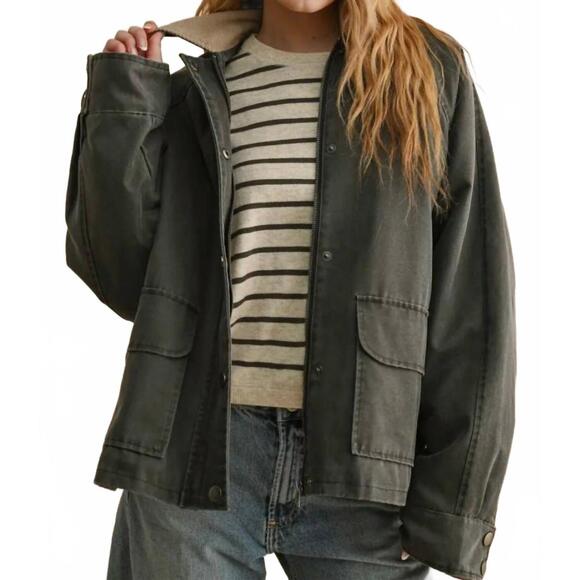 MIOU MUSE Jackets & Blazers - NEW MIOU MUSE collar contrasted utility jacket in blue